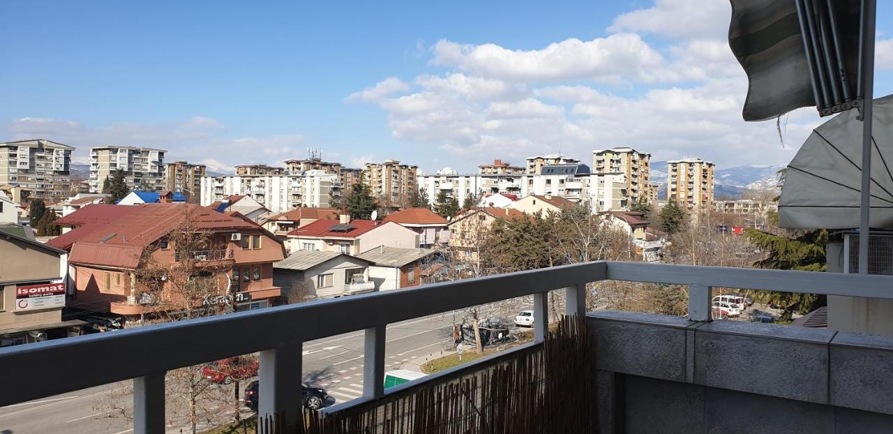 Spectacular Apartment In Skopje, City Mall Area Exteriör bild